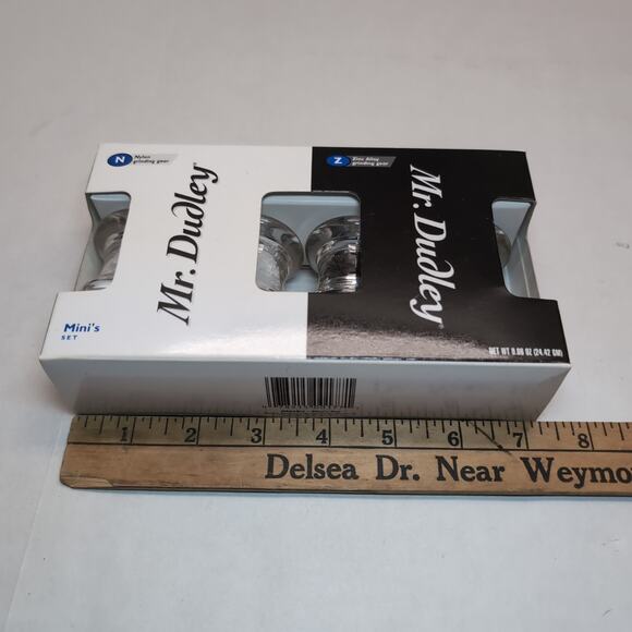 Mr Dudley Mini Set of Salt & Pepper Mill Grinder Acrylic Lucite - Picture 9 of 10